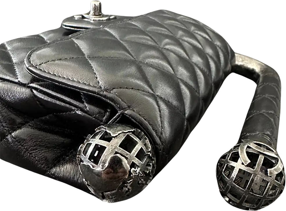 Chanel Chanel Around The World Evening Clutch lambskin black full set / as good as new Zwart