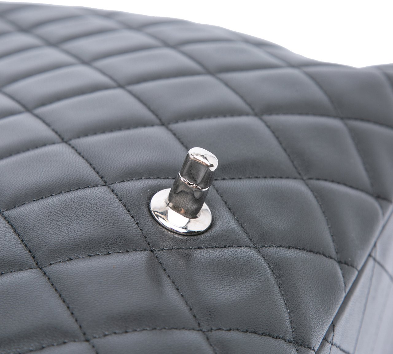 Chanel Maxi Classic Lambskin Single Flap Zwart