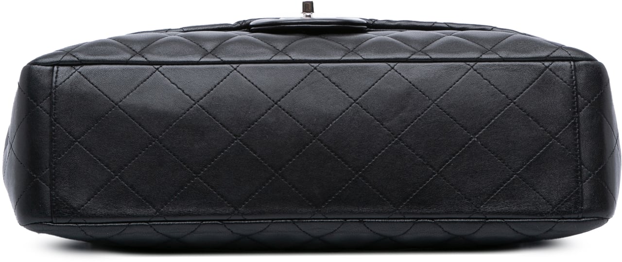Chanel Maxi Classic Lambskin Single Flap Zwart