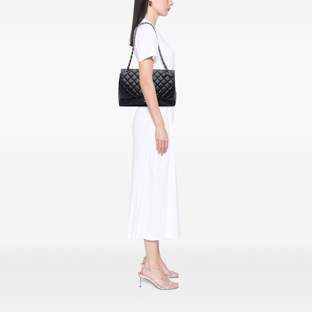 Chanel Maxi Classic Lambskin Single Flap Zwart