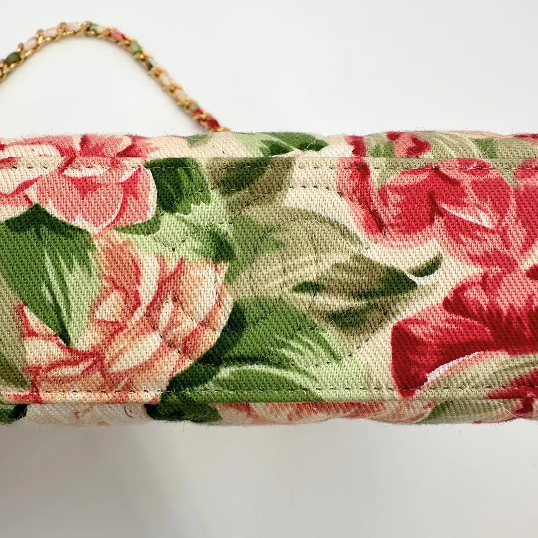 Chanel Chanel Camellia Mini Shoulder Bag Floral / very good Divers