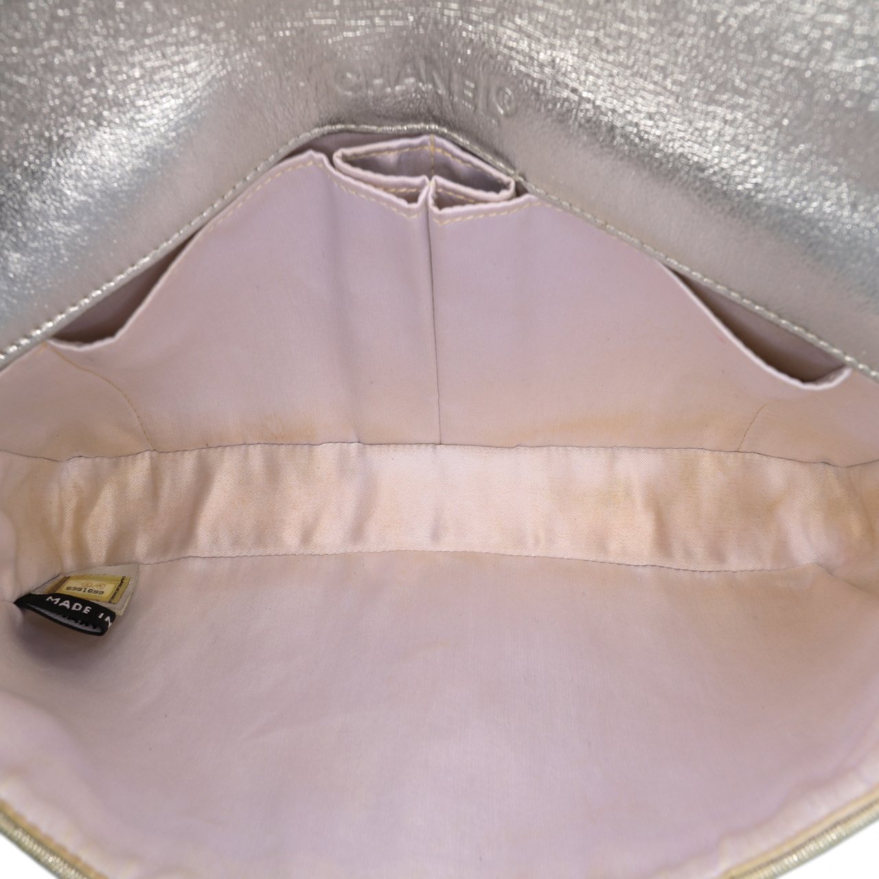Chanel New Travel Line Nylon East West Flap Zilver