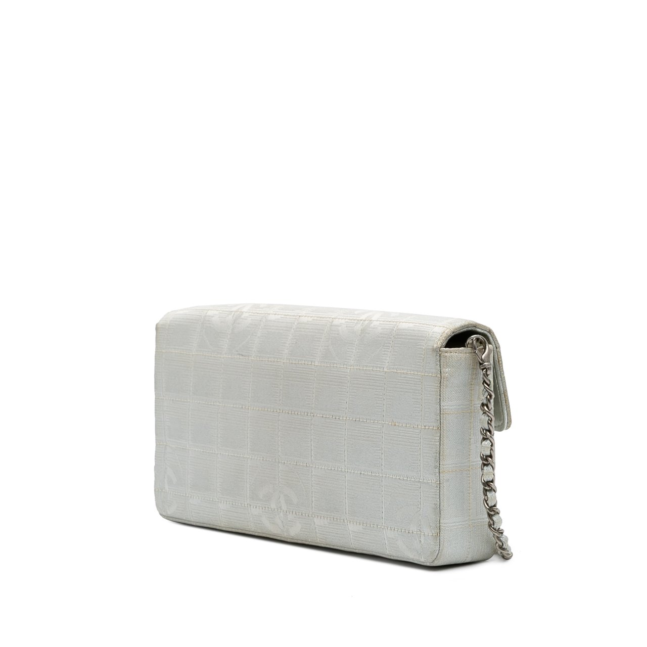 Chanel New Travel Line Nylon East West Flap Zilver