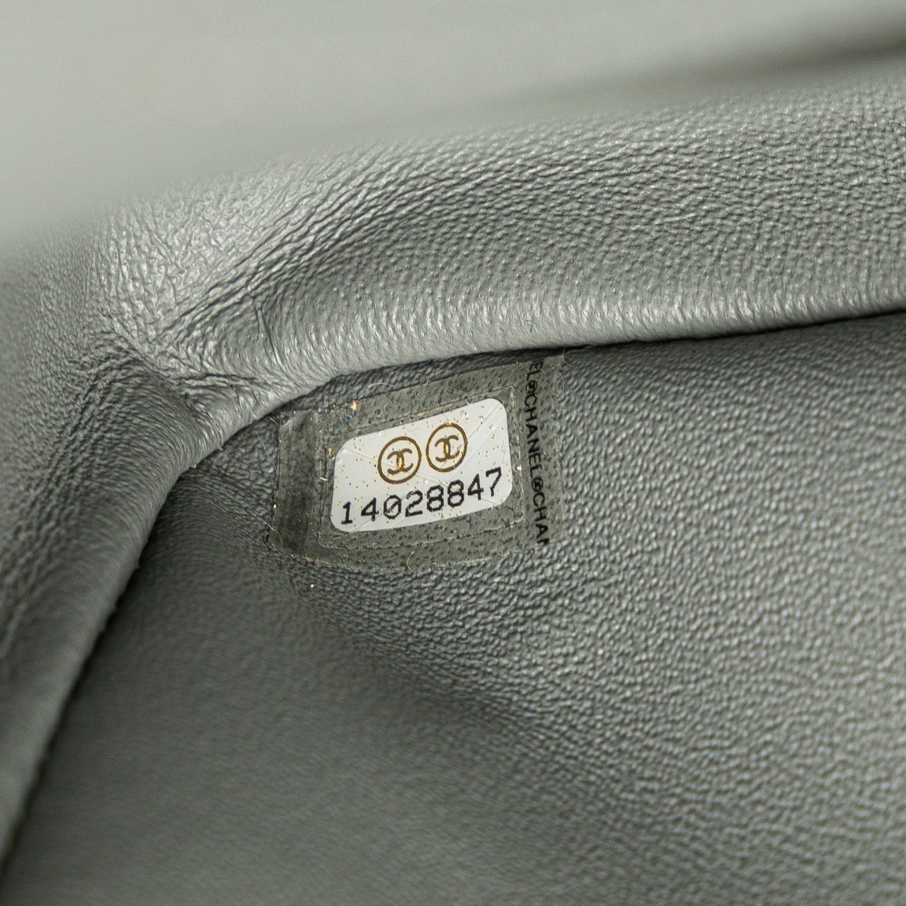 Chanel Caviar and Iridescent Calfskin Reissue 2.55 Double Flap 226 Bruin