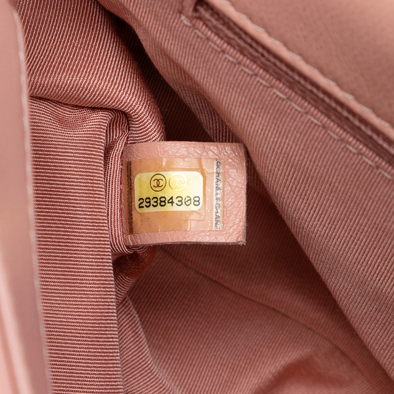 Chanel Medium Lambskin 19 Flap Roze