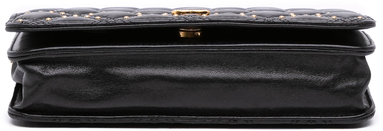 Chanel Lambskin Studded Diamond Stitch Wallet On Chain Zwart