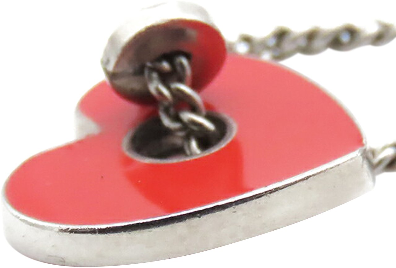 Chanel CC Silver Plated Enamel Heart and Clover Charm Pendant Necklace Zilver