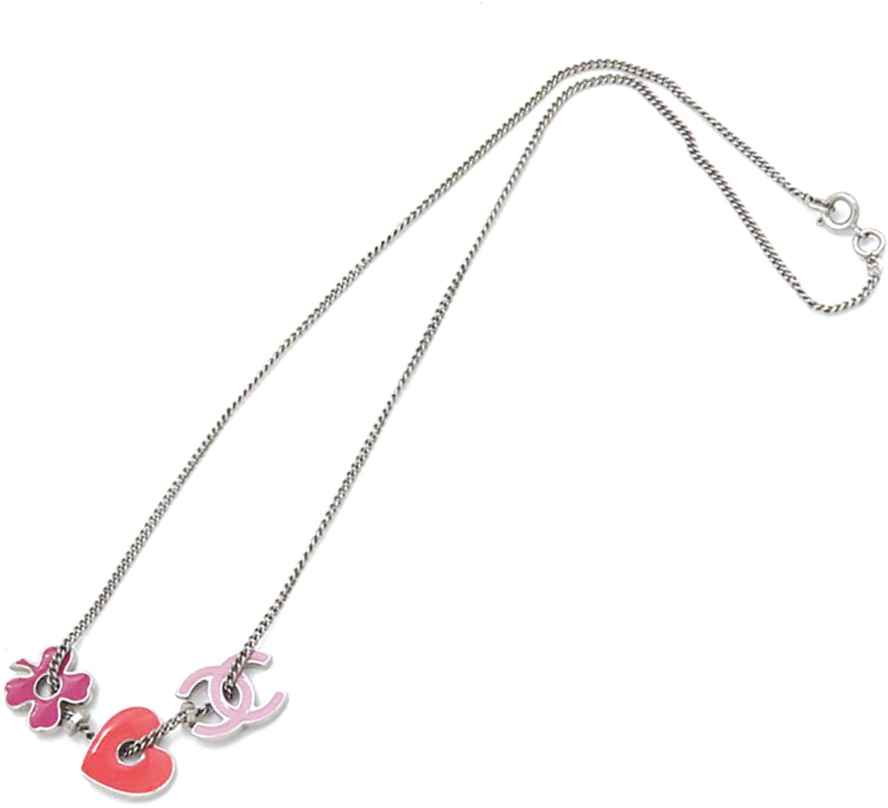 Chanel CC Silver Plated Enamel Heart and Clover Charm Pendant Necklace Zilver