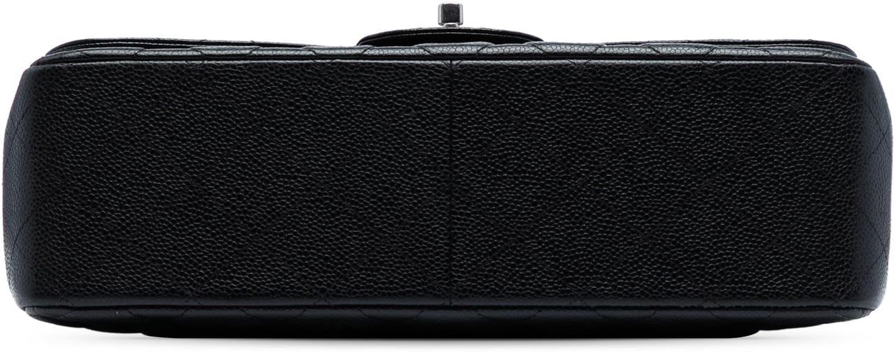Chanel Jumbo Classic Caviar Double Flap Zwart