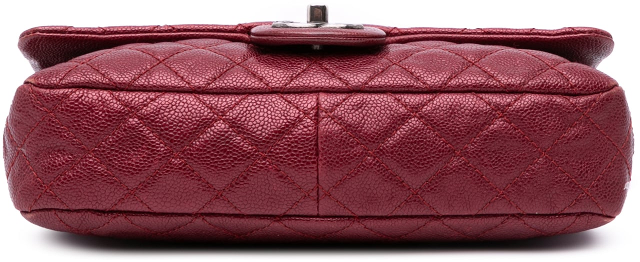 Chanel Medium Quilted Caviar Easy Flap Rood