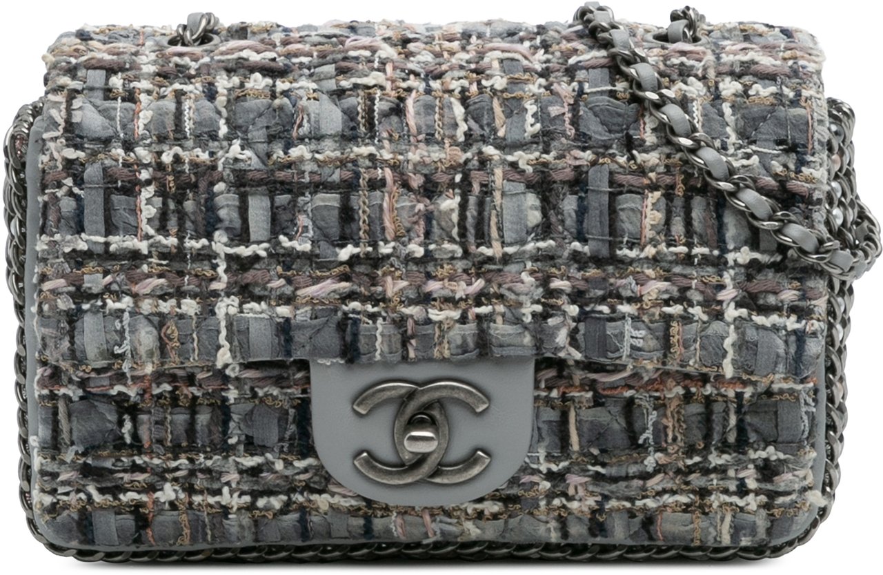 Chanel Mini Quilted Tweed River of Pearls Flap Grijs