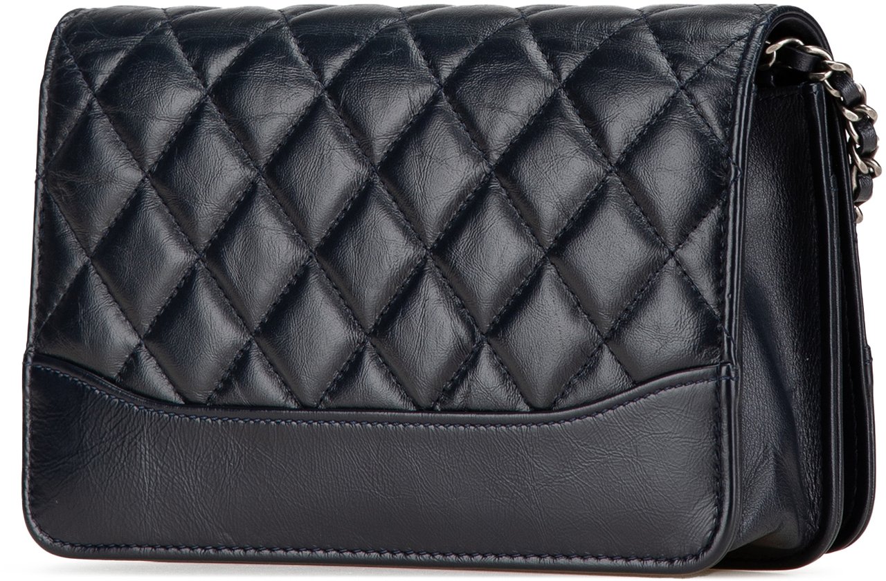 Chanel Quilted Aged Calfskin Gabrielle Wallet On Chain Zwart