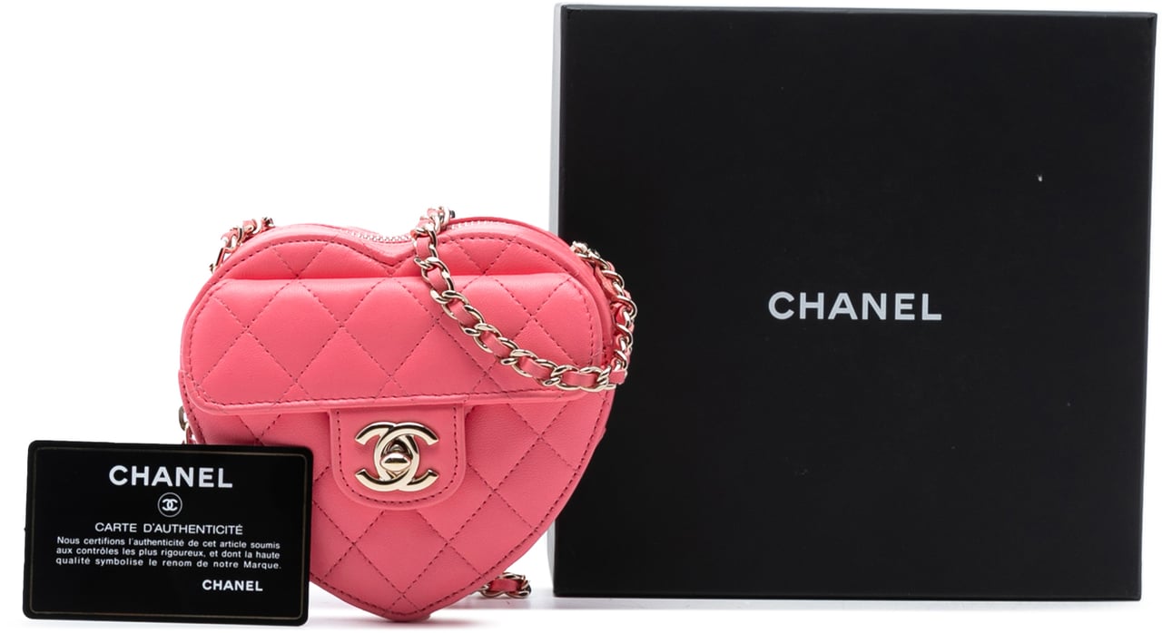 Chanel Mini Lambskin CC in Love Heart Crossbody Roze