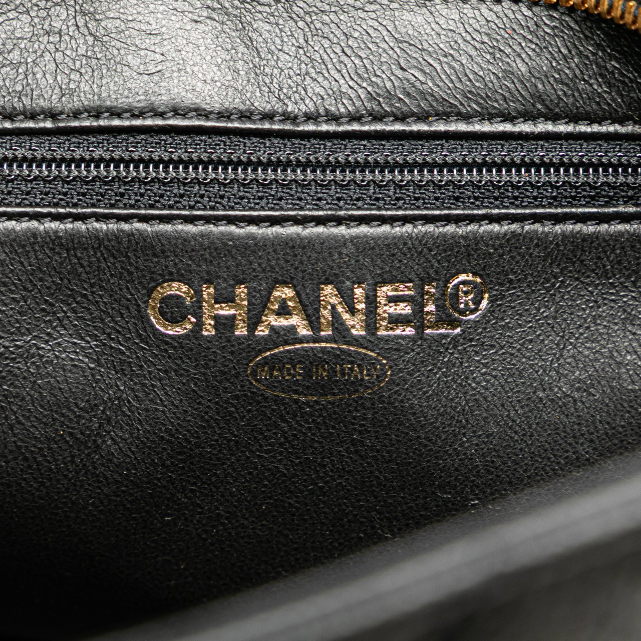 Chanel Caviar Medallion Tote Zwart