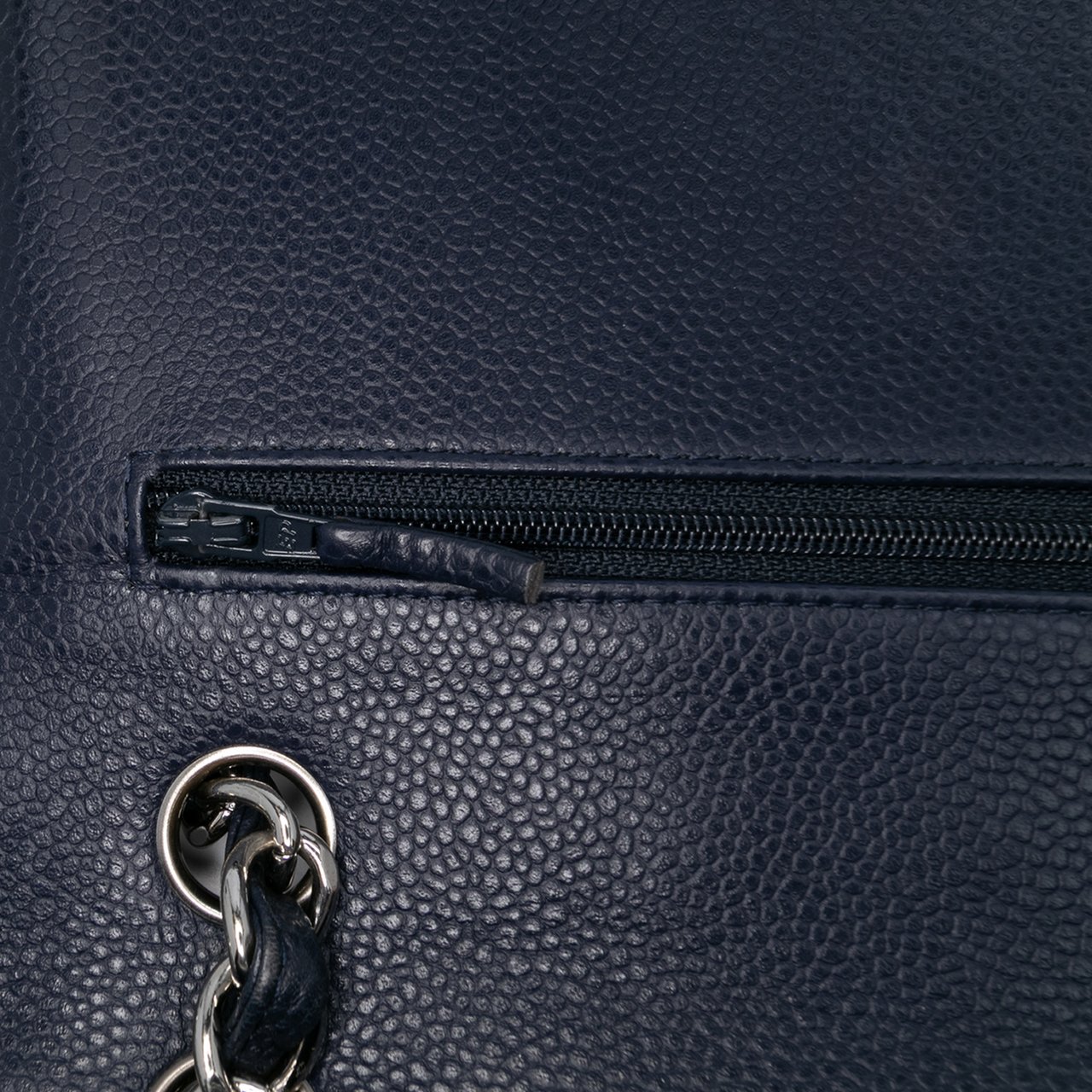 Chanel Jumbo Classic Caviar Double Flap Blauw