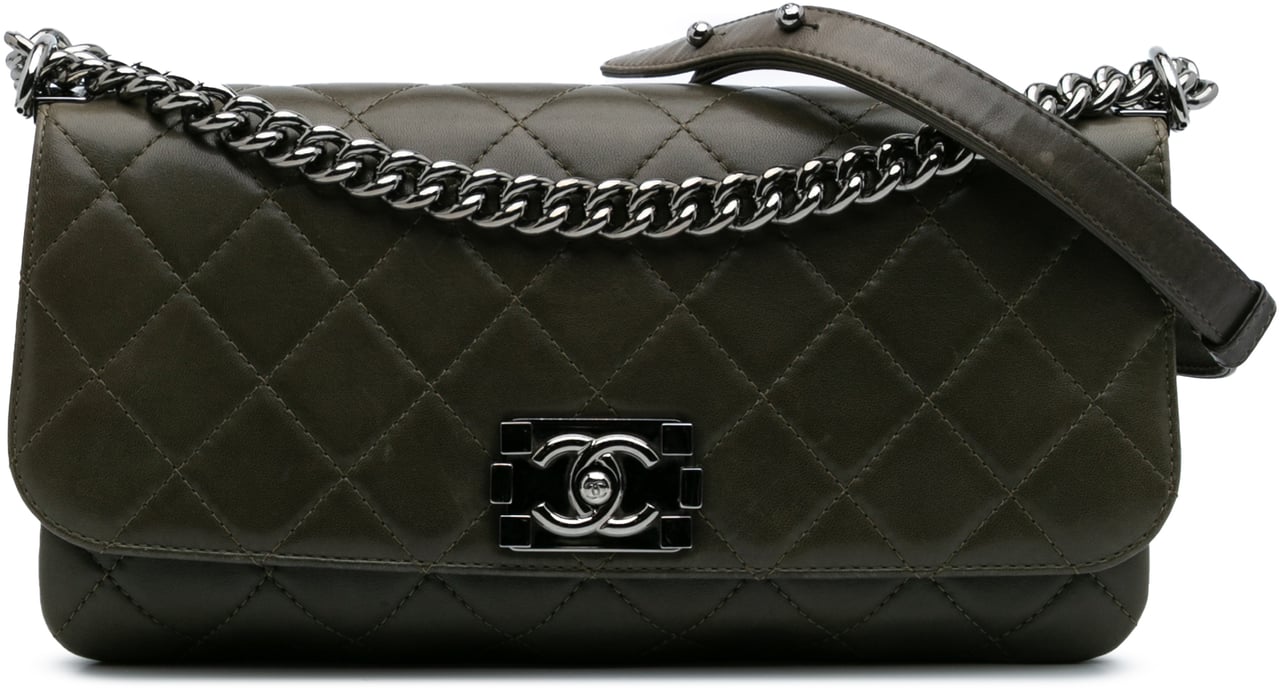 Chanel Quilted Lambskin Soft Boy Flap Bruin