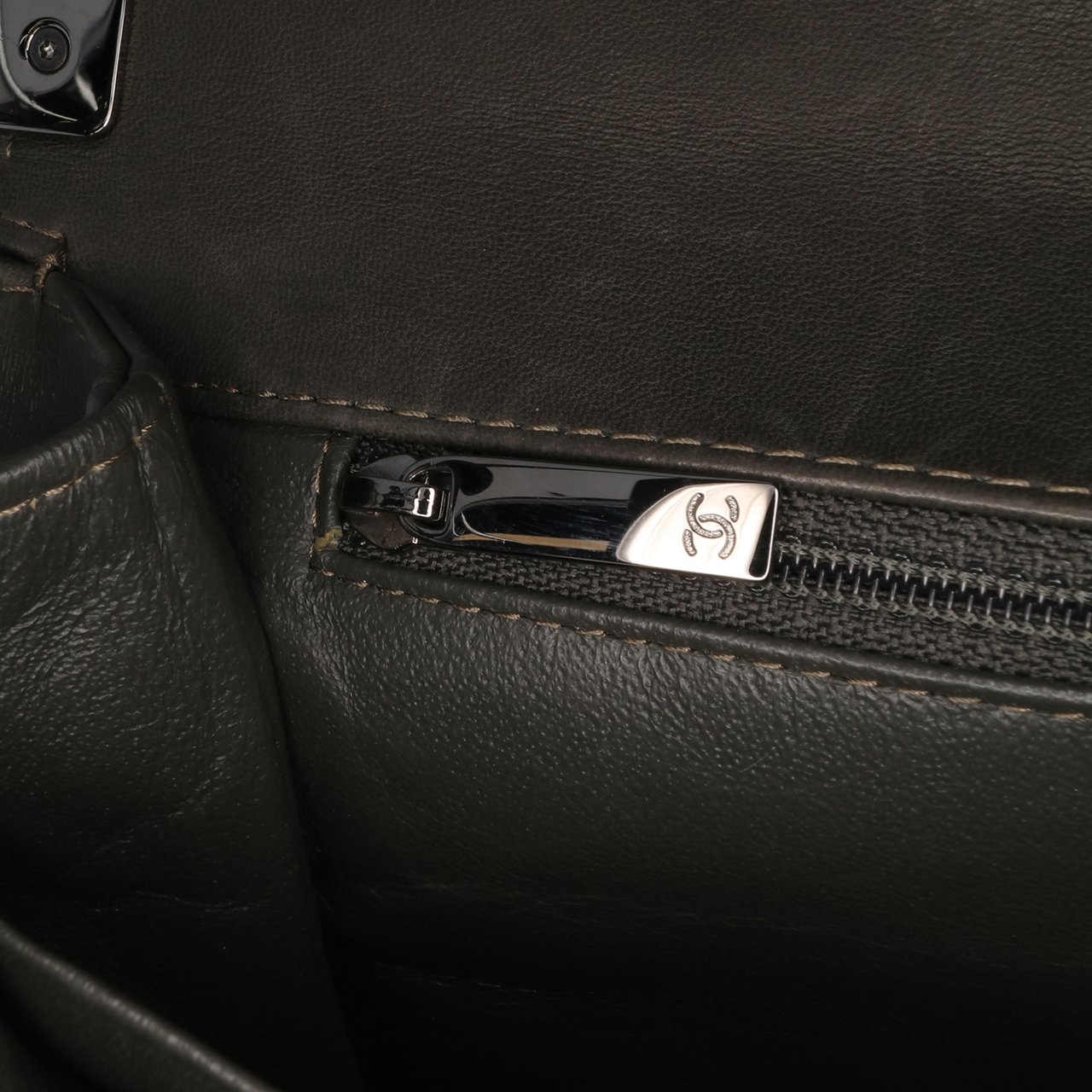 Chanel Quilted Lambskin Soft Boy Flap Bruin