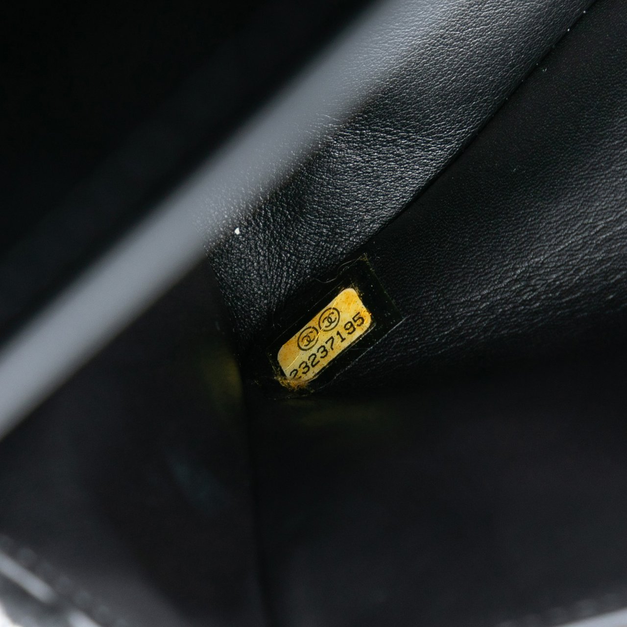 Chanel Medium Classic Tricolor Shearling Double Flap Zwart