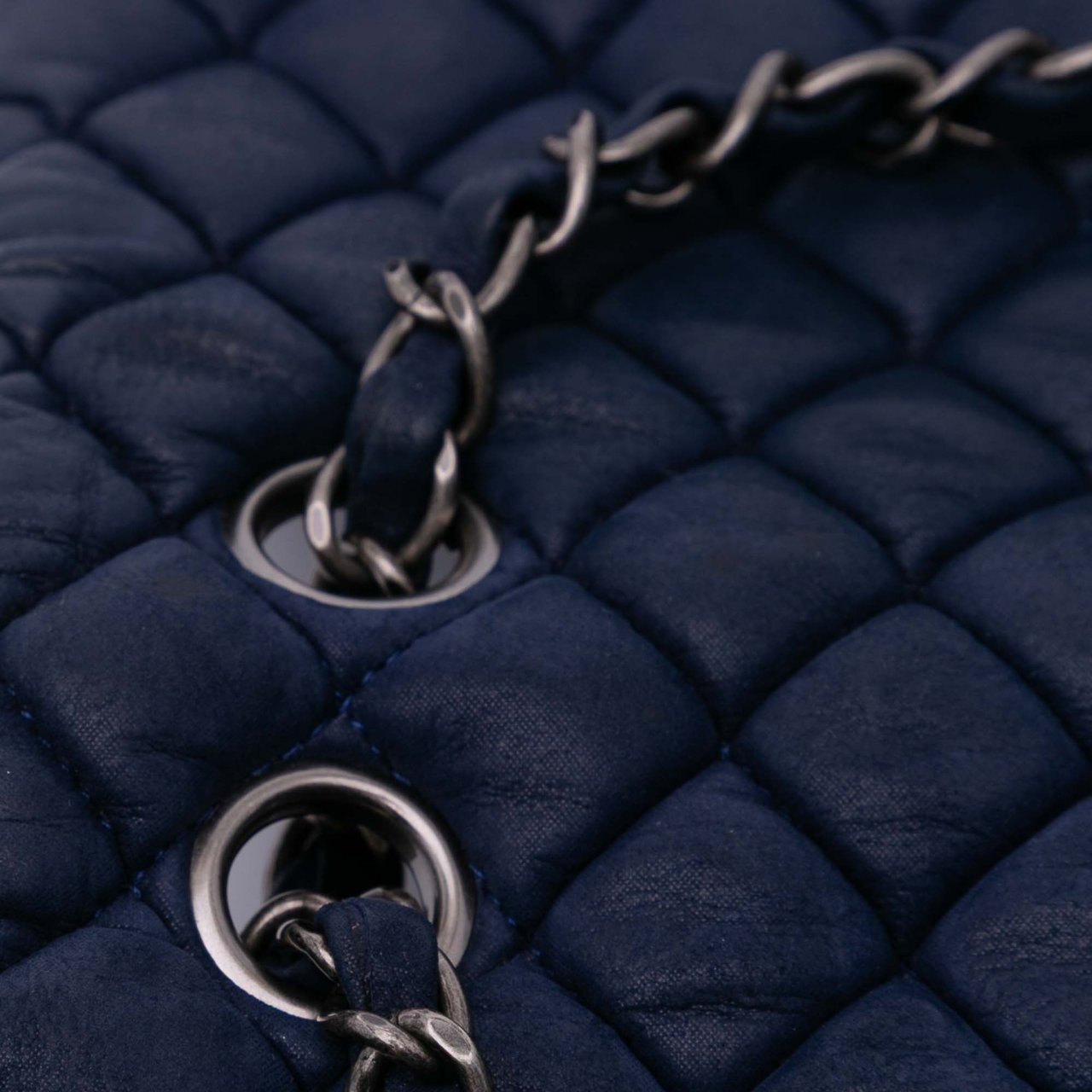 Chanel Large Calfskin New Bubble Flap Blauw