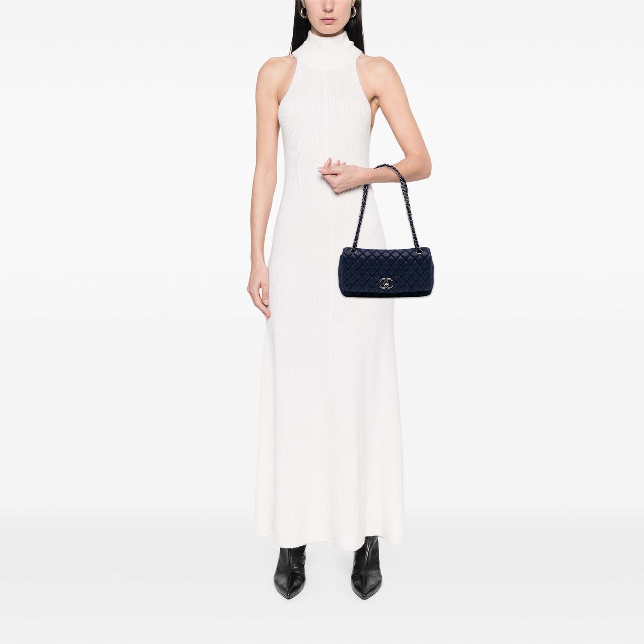 Chanel Large Calfskin New Bubble Flap Blauw