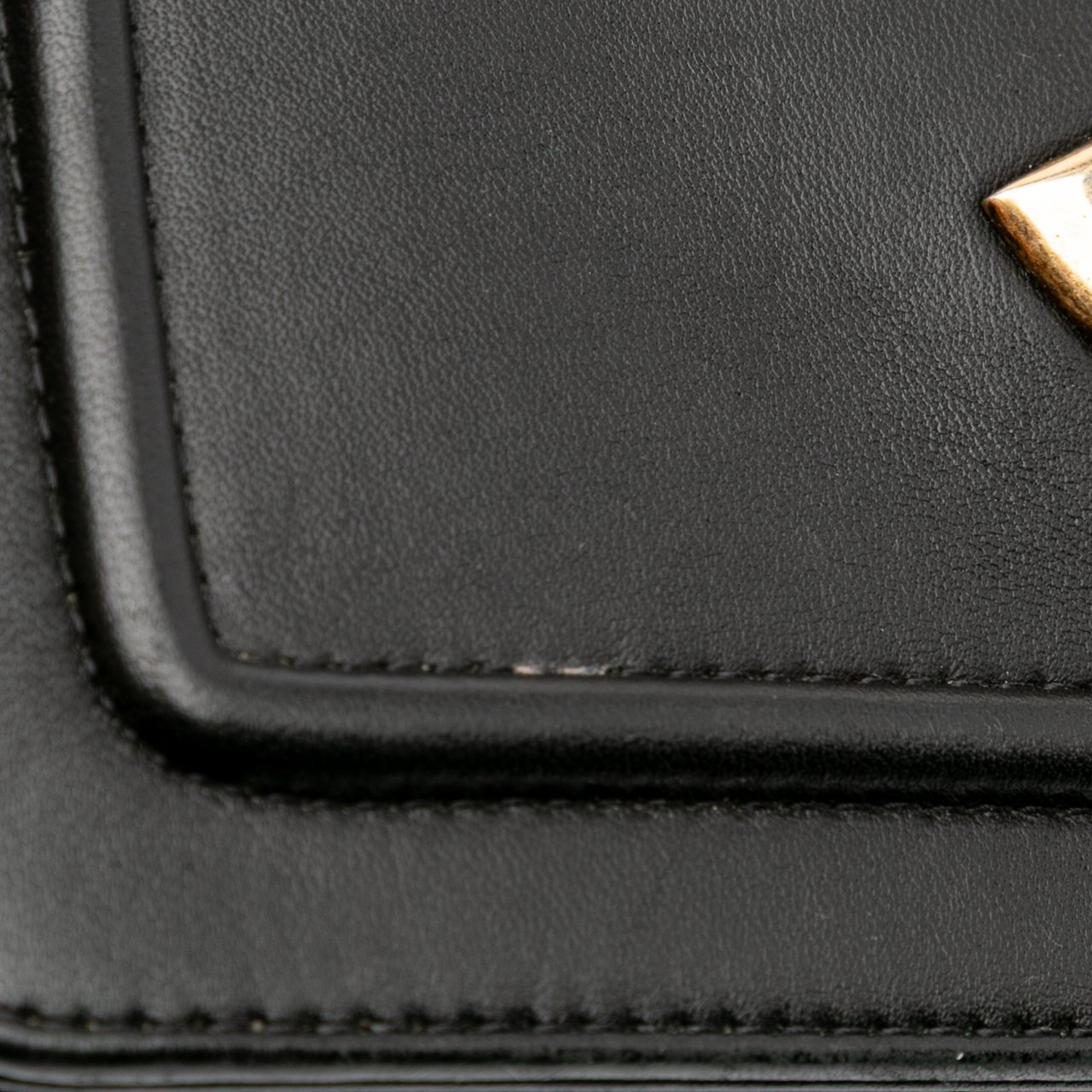 Chanel Lambskin CC Antico Flap Zwart