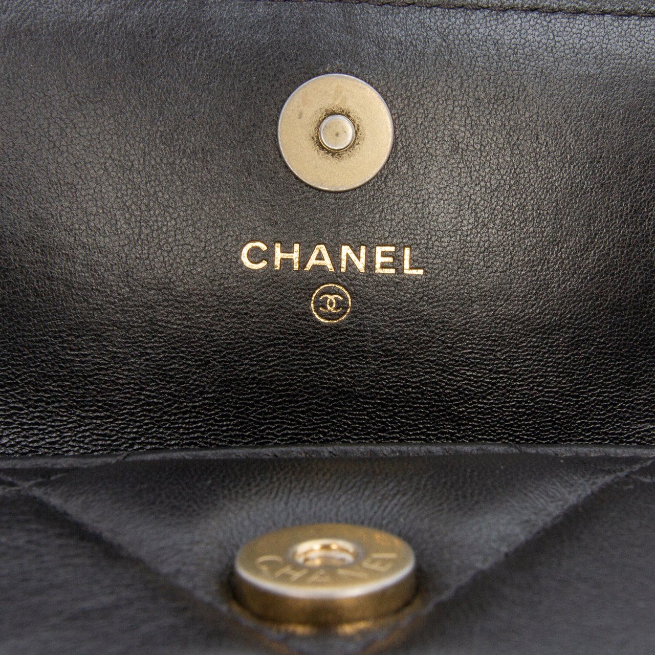 Chanel Quilted Lambskin 19 Flap Coin Purse With Chain Zwart