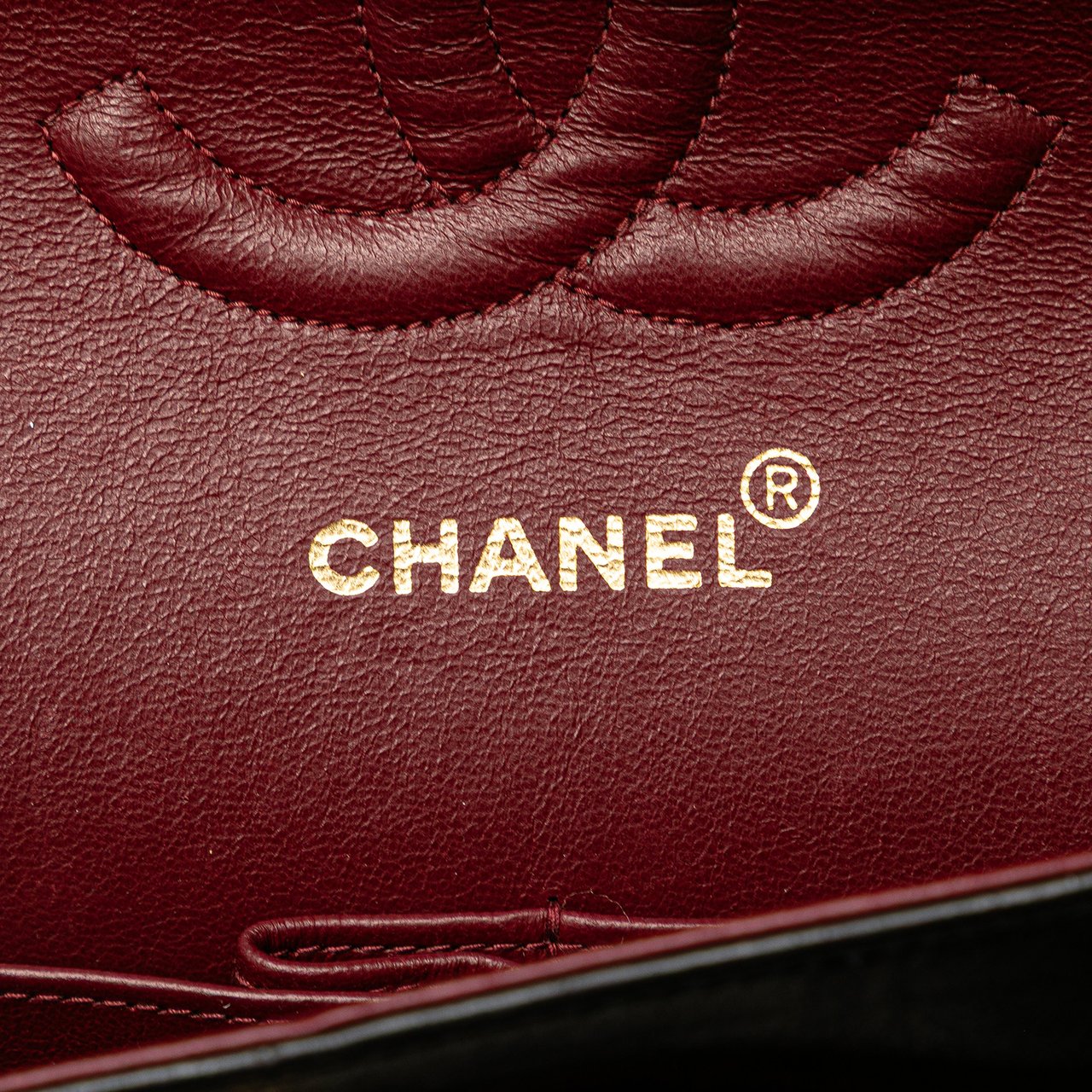 Chanel Medium Classic Lambskin Double Flap Zwart