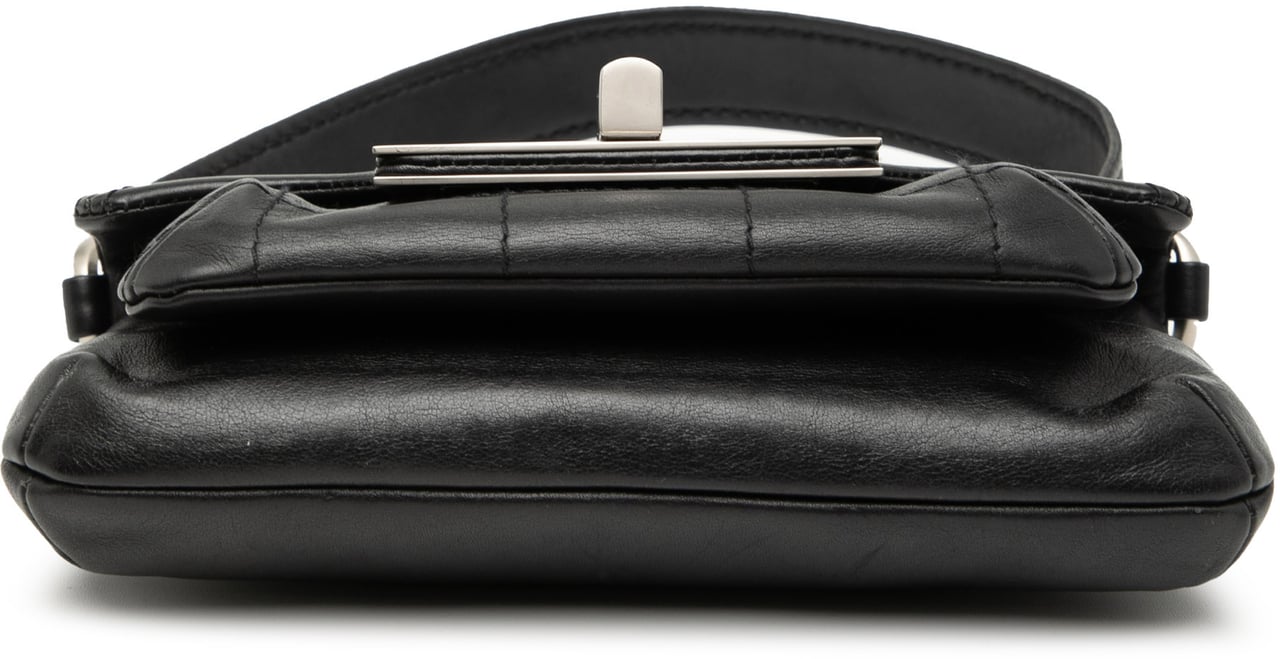 Chanel Mini Calfskin Giant Mademoiselle Turnlock Flap Zwart