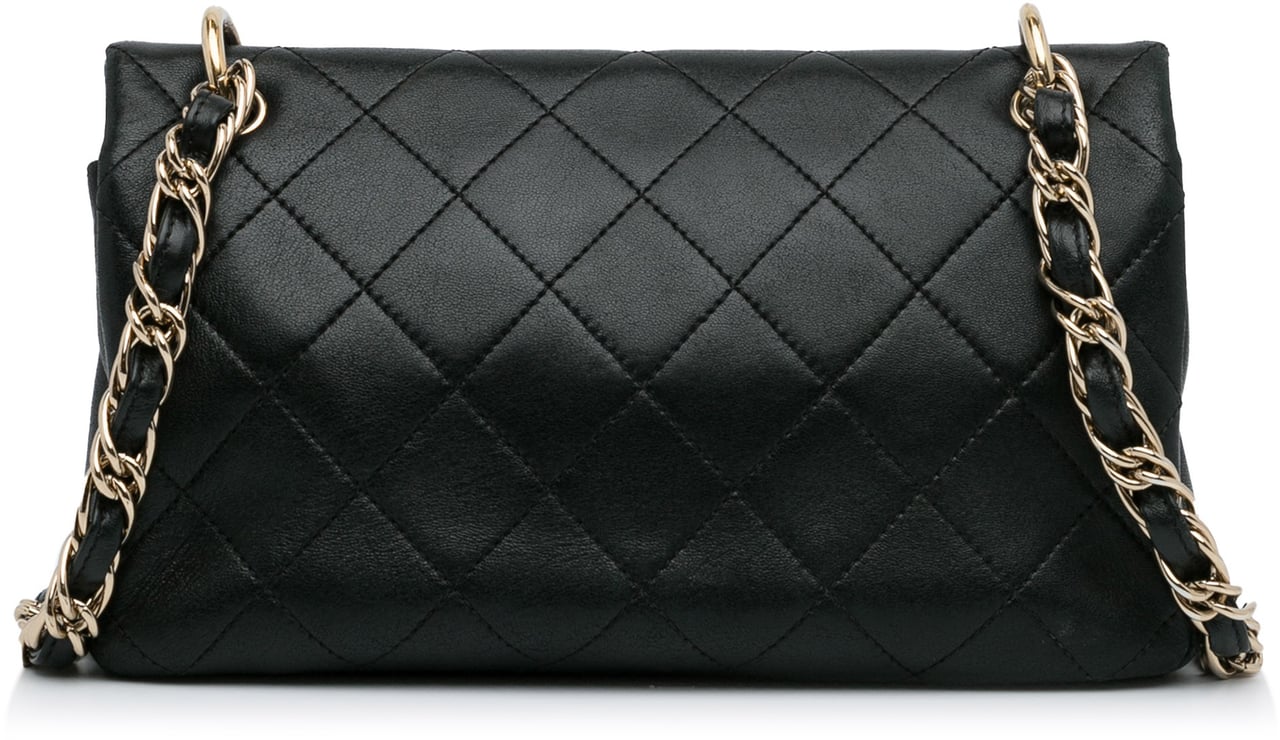 Chanel Large Lambskin Twist Chain Enamel CC Flap Zwart