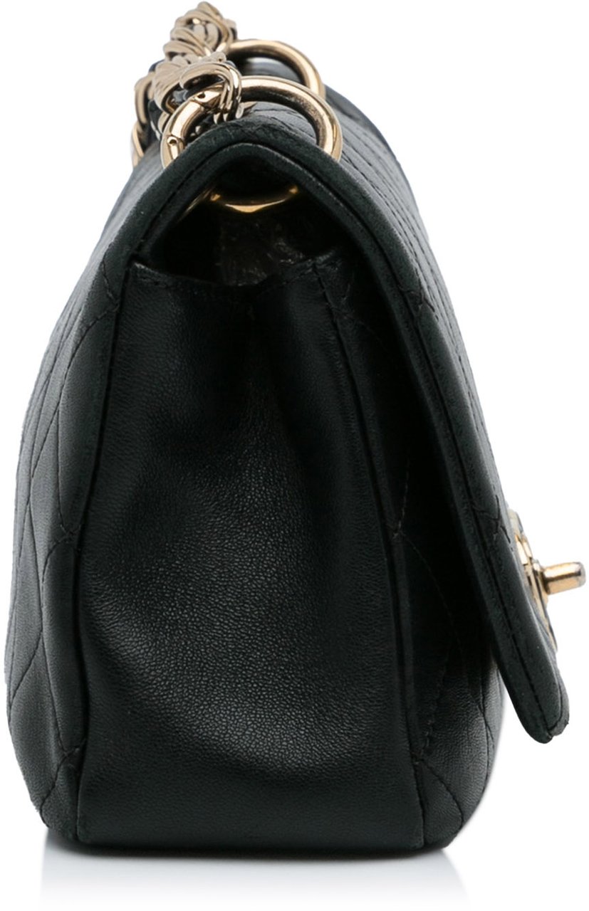 Chanel Large Lambskin Twist Chain Enamel CC Flap Zwart