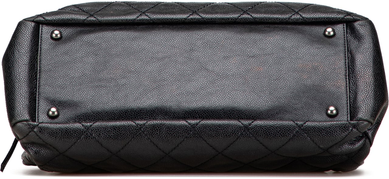 Chanel Quilted Iridescent Caviar Chic Shopping Tote Zwart
