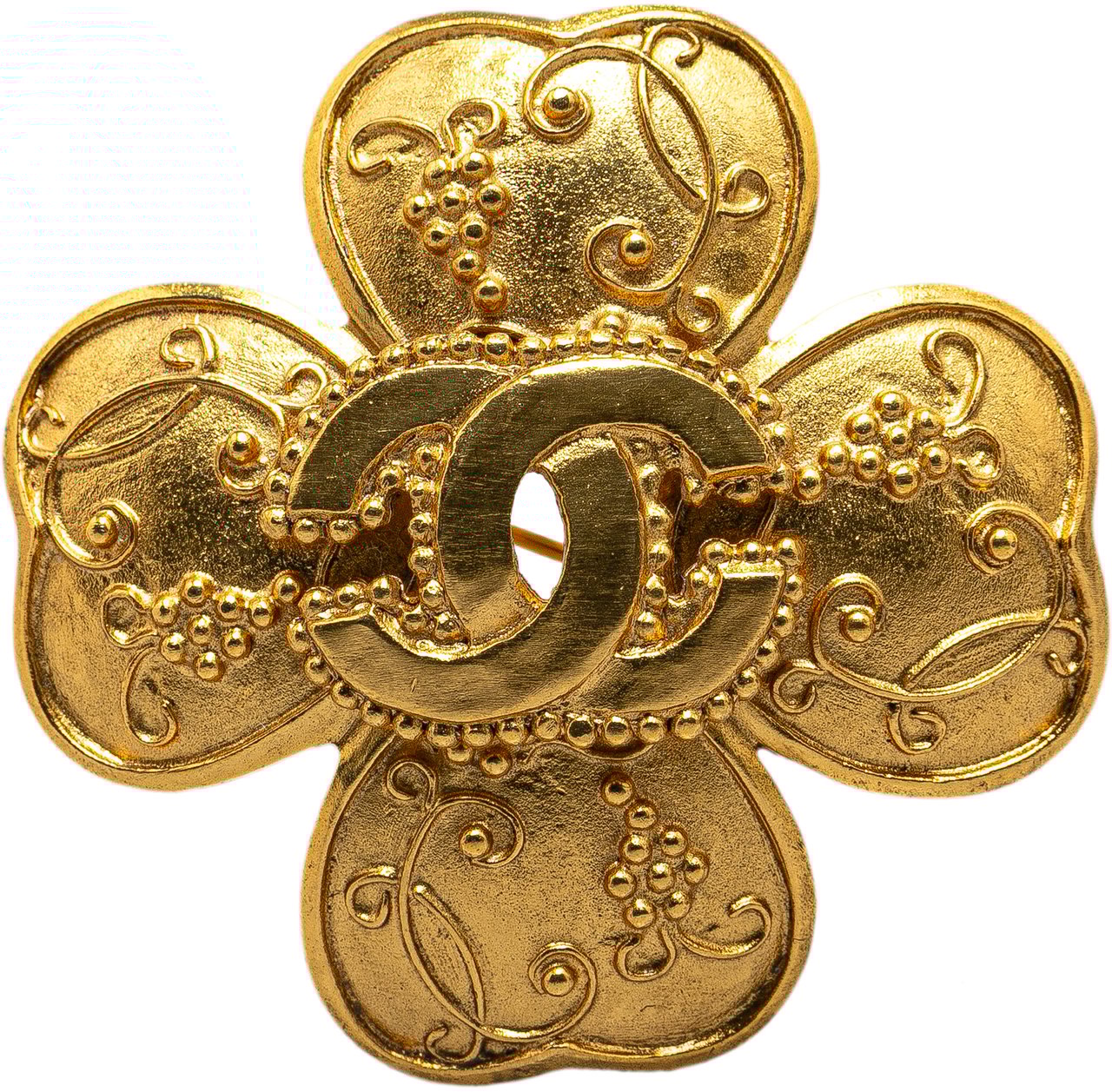 Chanel Gold Plated CC Clover Brooch Goud