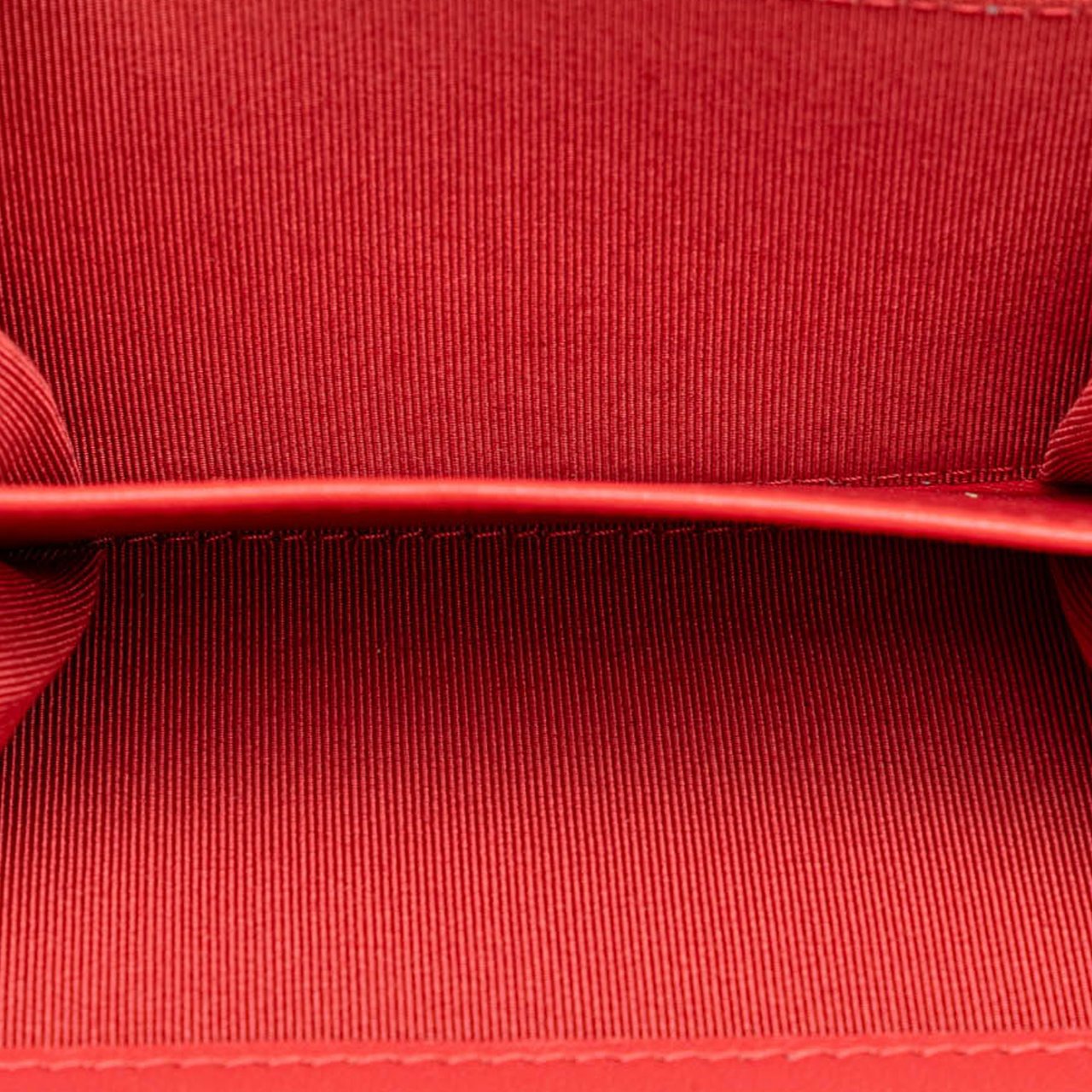 Chanel Quilted Lambskin Flap Card Holder on Chain Rood