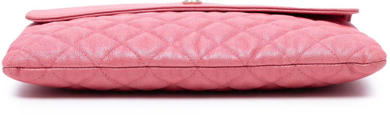 Chanel Medium CC Quilted Caviar Flap Cosmetic Case Roze