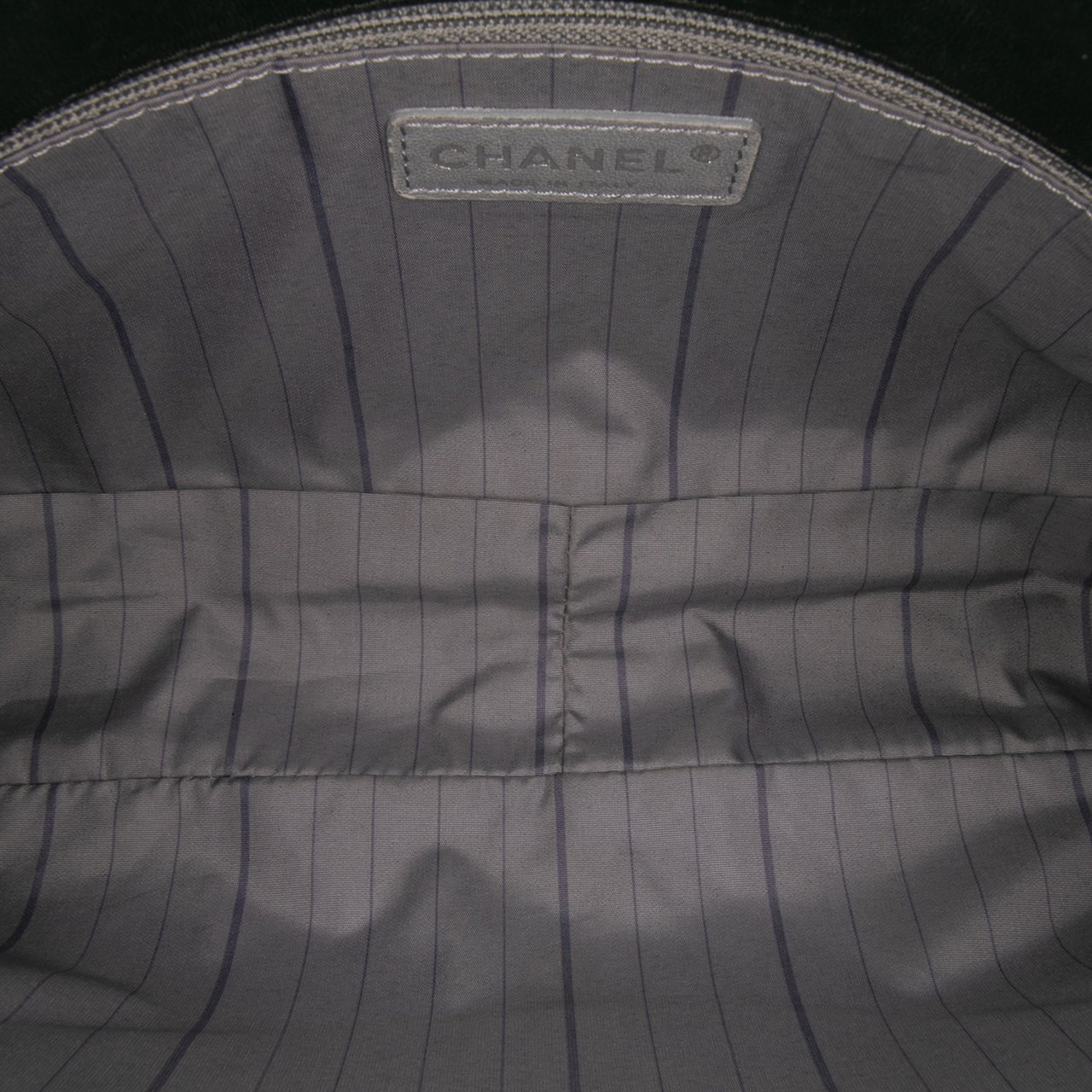 Chanel CC Studded Lambskin East West Flap Zwart