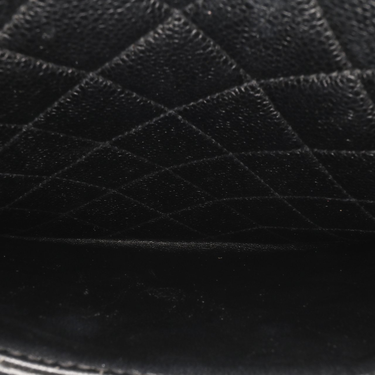 Chanel Quilted Caviar Shoulder Bag Zwart