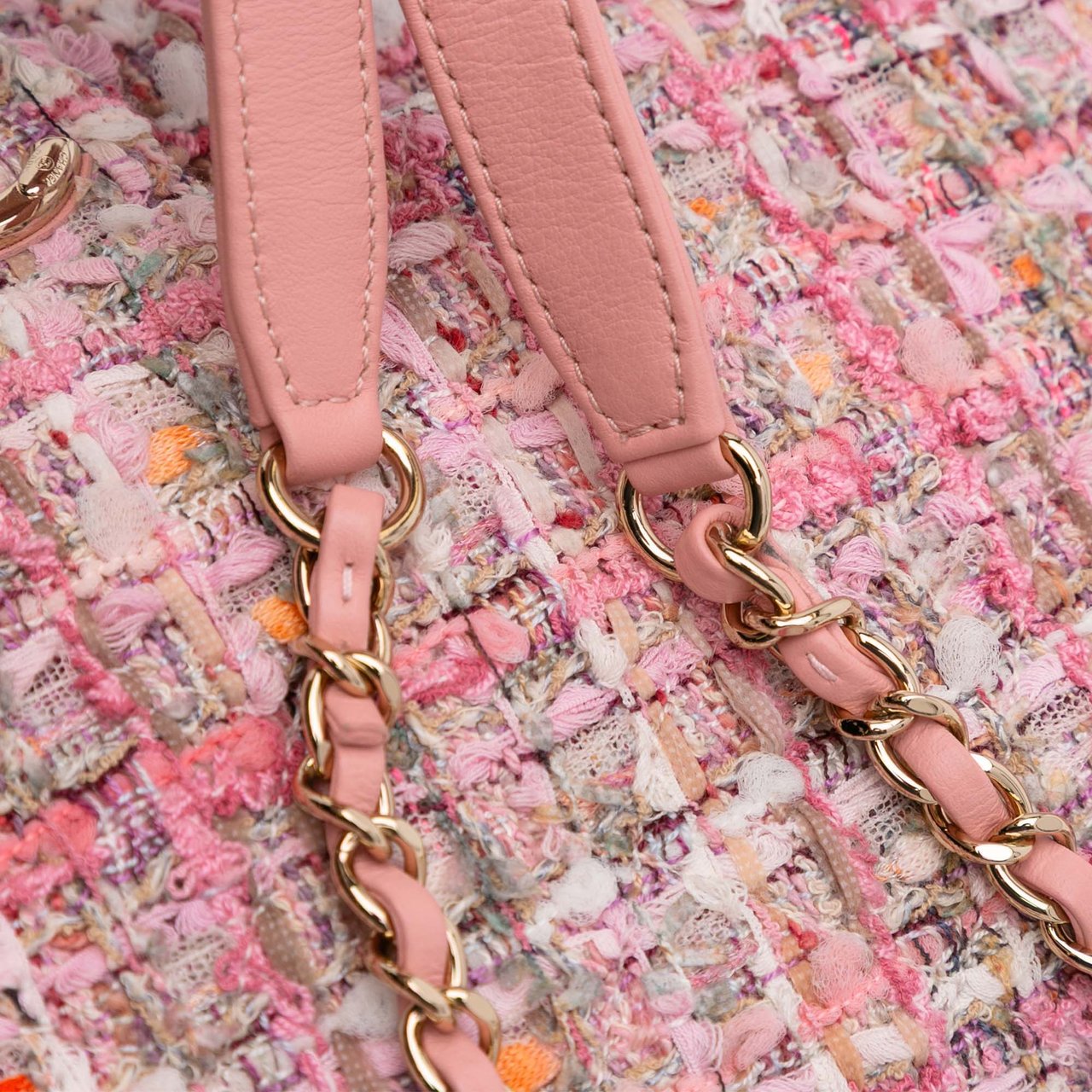 Chanel Mini Tweed Pearl Top Handle Flap Roze