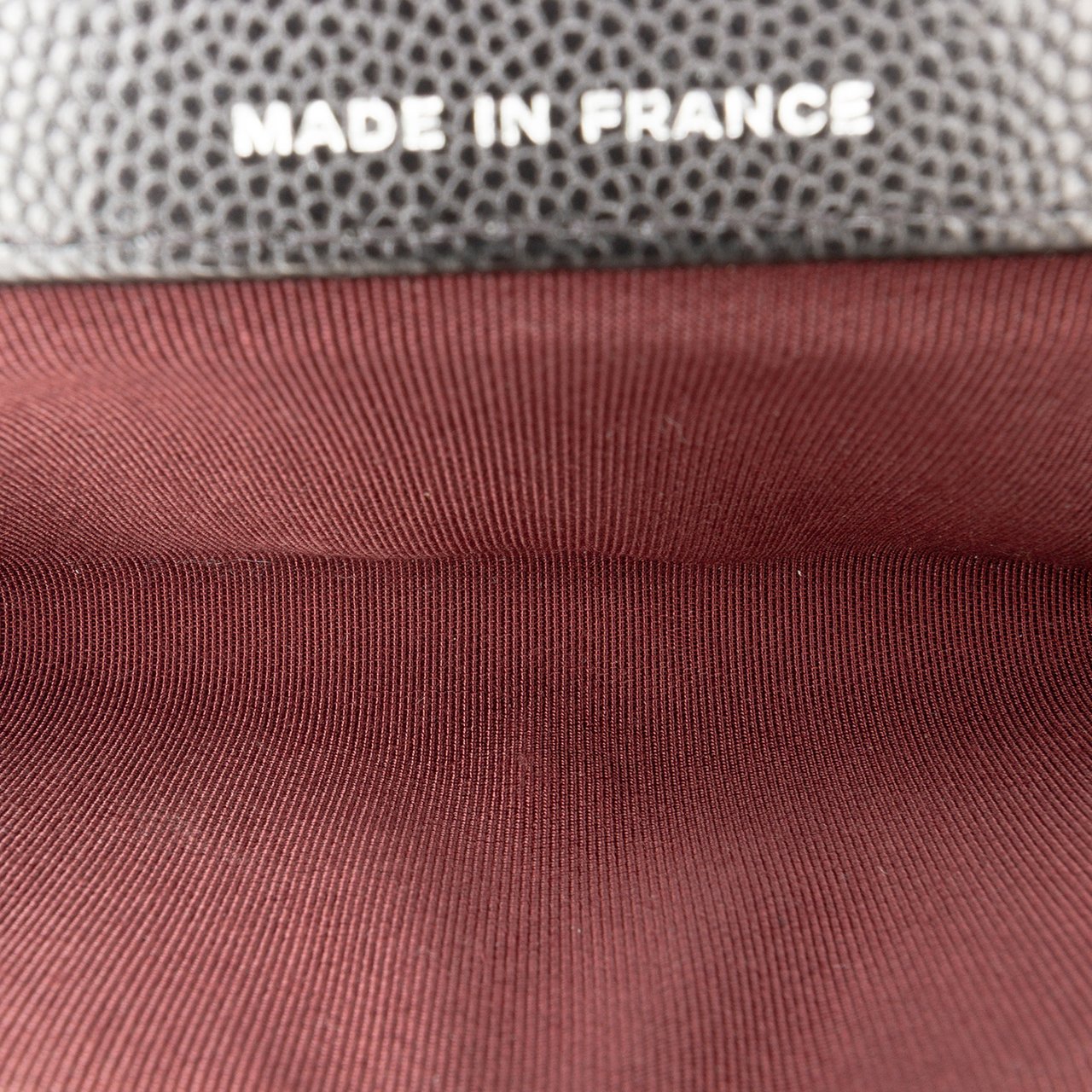 Chanel Quilted Caviar Sunglasses Case with Chain Zwart