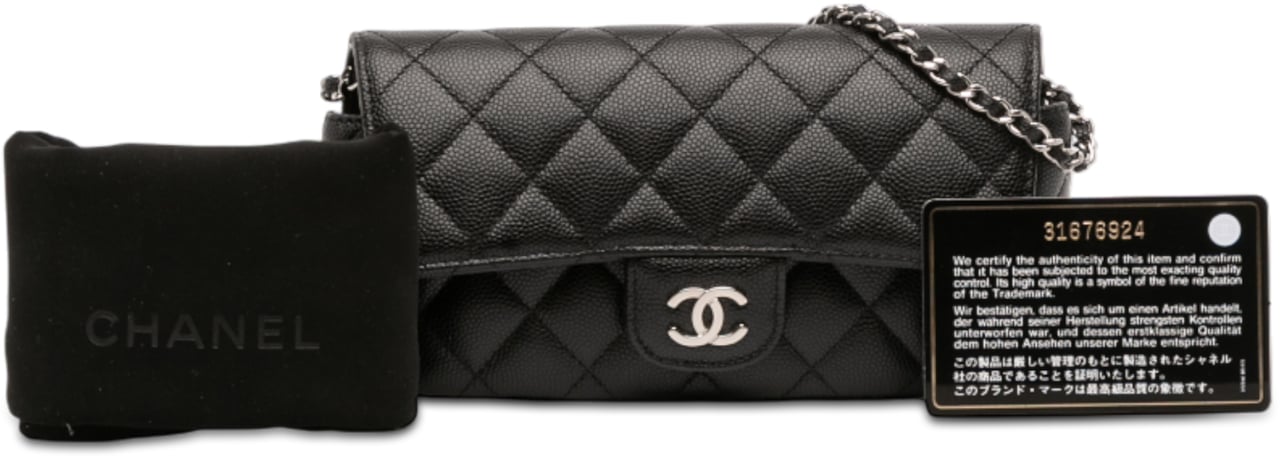 Chanel Quilted Caviar Sunglasses Case with Chain Zwart