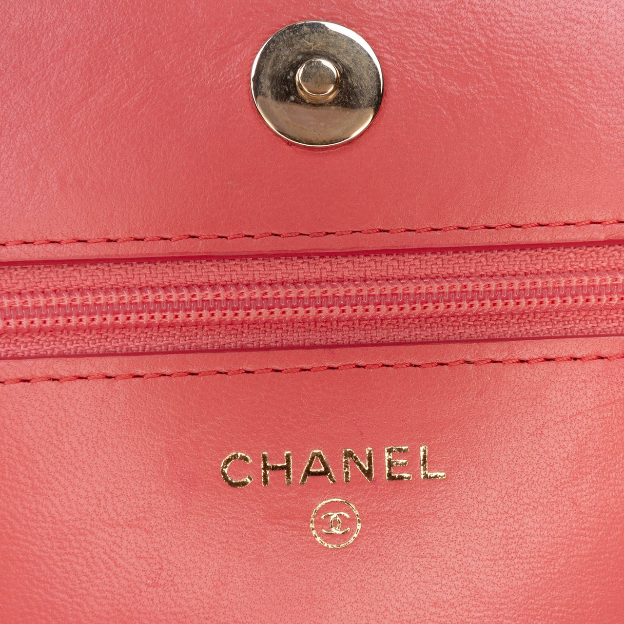 Chanel Lambskin Boy Wallet On Chain Roze