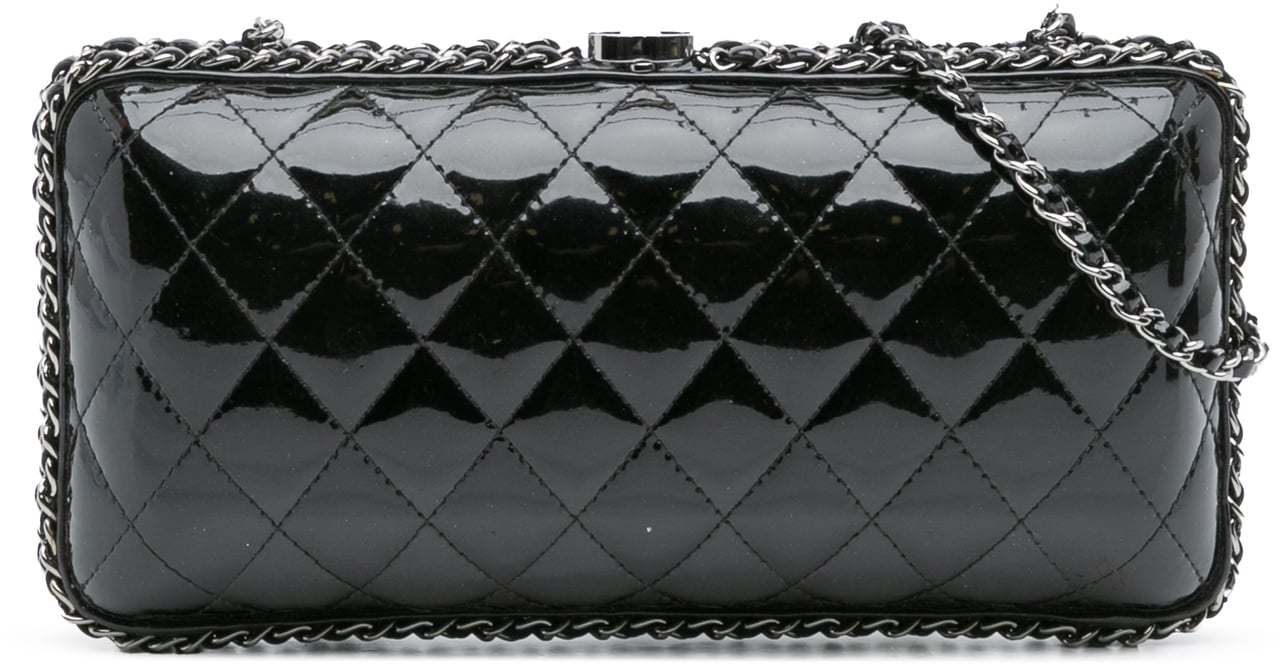 Chanel Quilted Patent Chain Around Clutch Zwart