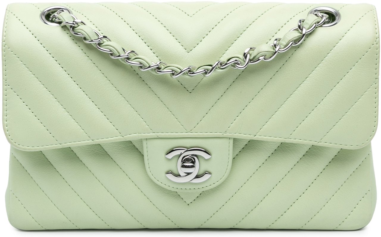Chanel Small Classic Chevron Lambskin Double Flap Groen