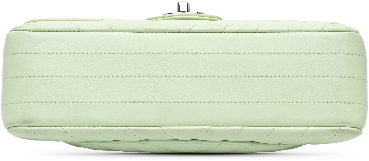 Chanel Small Classic Chevron Lambskin Double Flap Groen