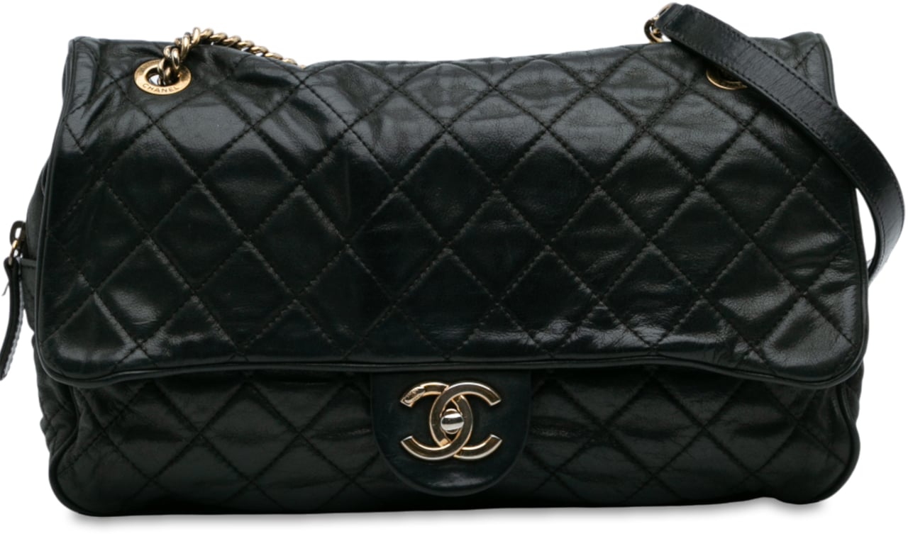 Chanel Large Quilted Iridescent Calfskin Shiva Flap Zwart