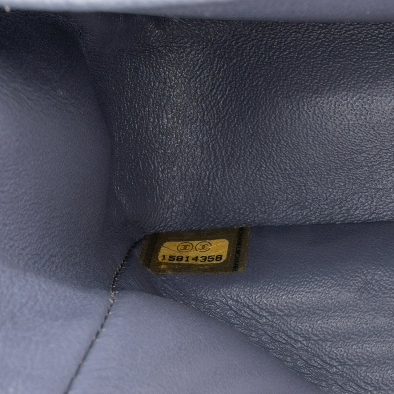 Chanel Medium Classic Lambskin Double Flap Paars