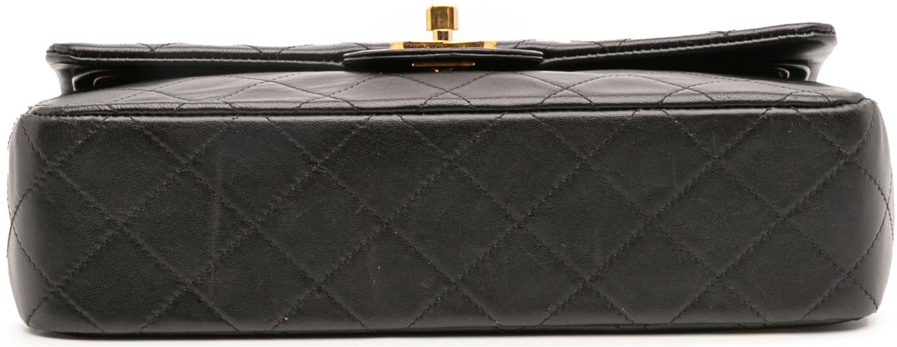 Chanel Small Classic Lambskin Double Flap Zwart