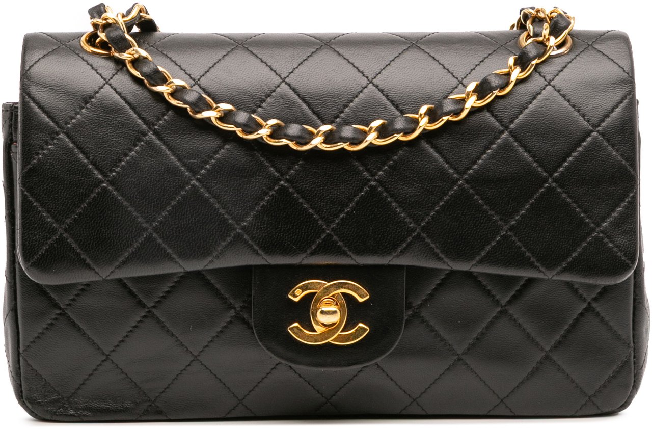 Chanel Small Classic Lambskin Double Flap Zwart