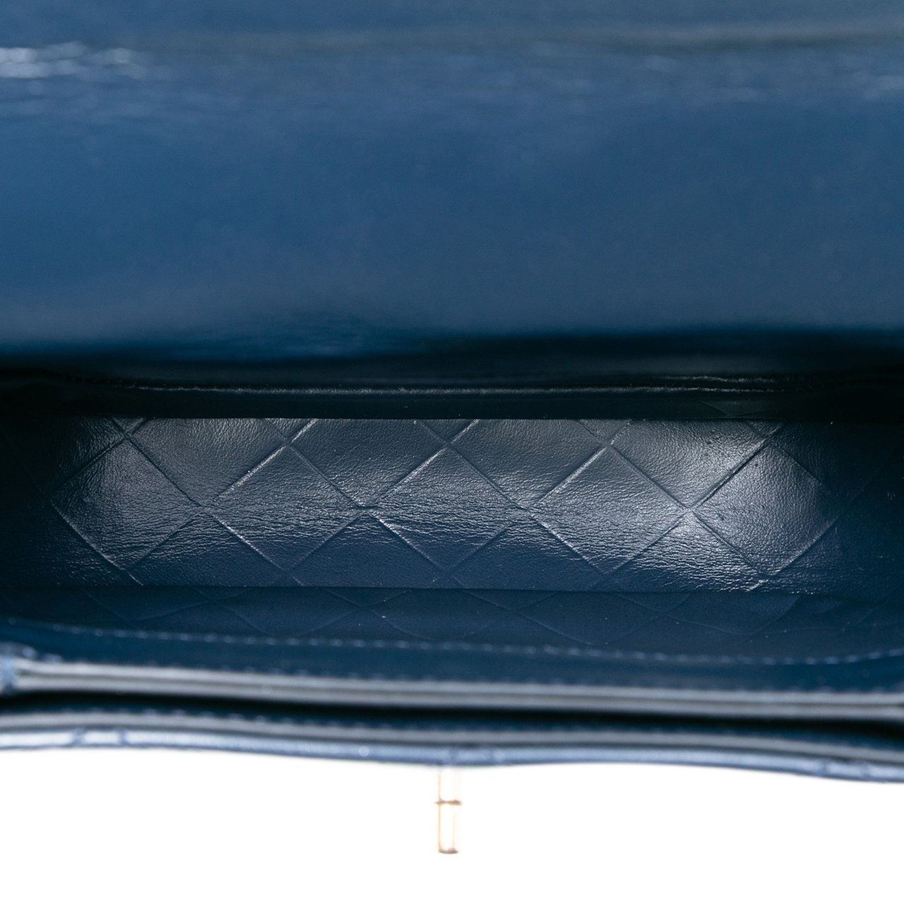 Chanel Mini CC Quilted Shiny Calfskin Round Moon Messenger Flap Blauw