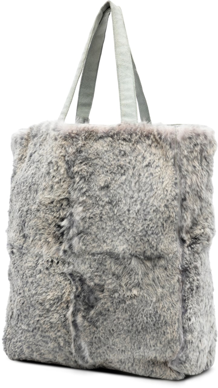 Chanel CC Lapin Fur Tote Grijs