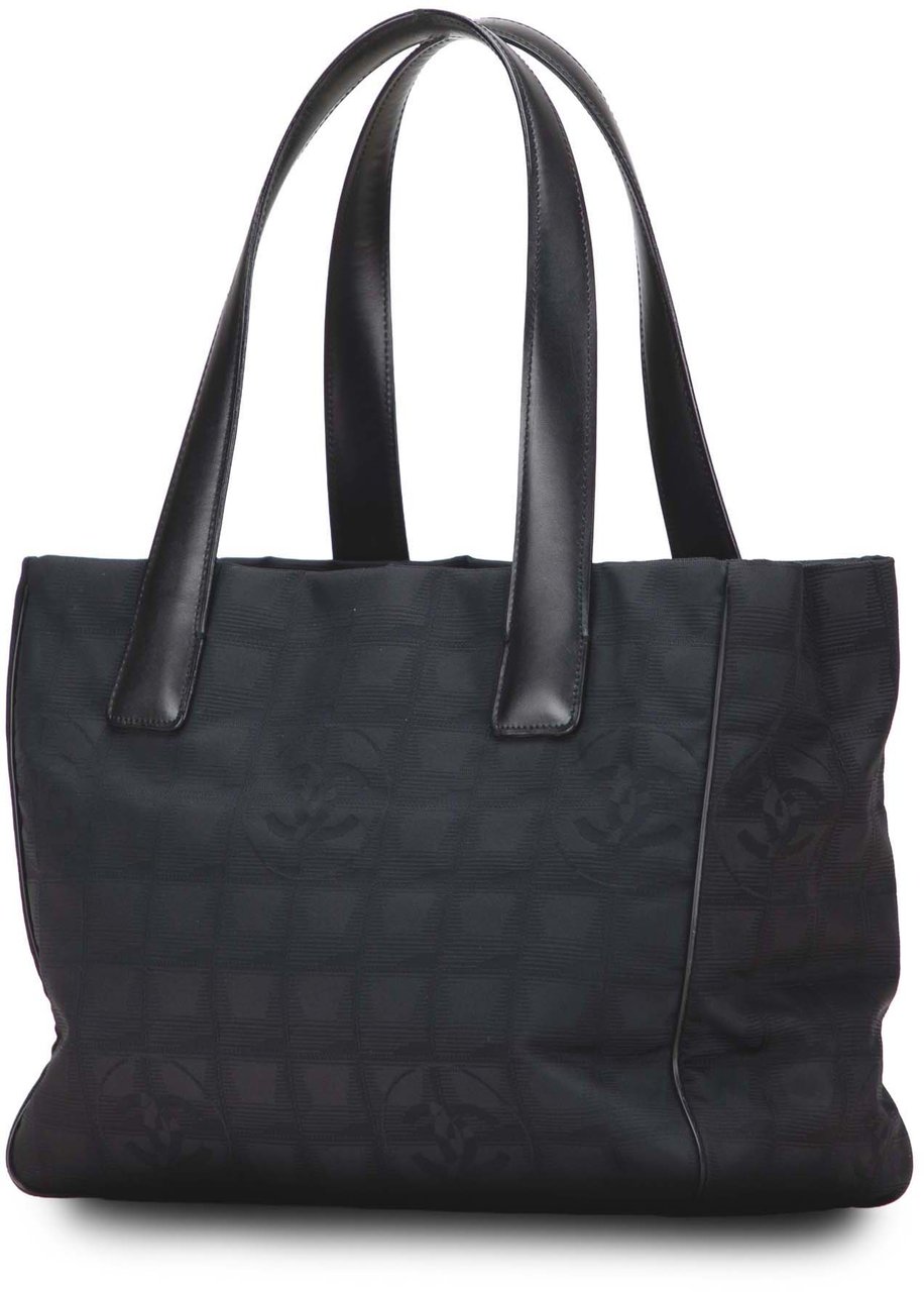 Chanel Nylon New Travel Line Tote Zwart